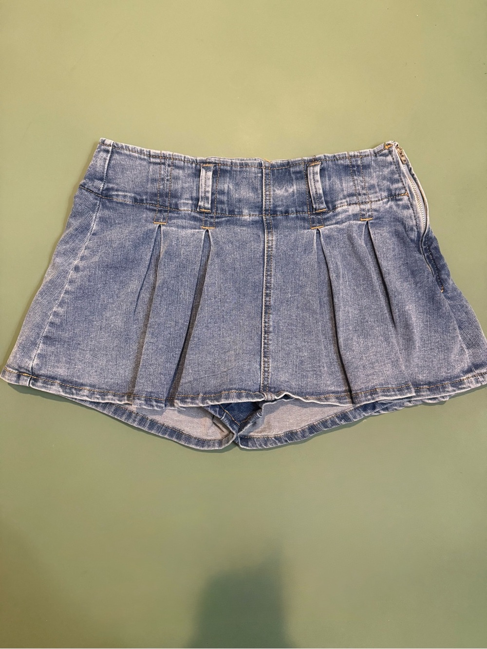 Fashion Nova Y2K Pleated Denim Skort